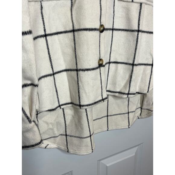 Miou Muse Medium Oversized Ivory with Black Grid Design Flannel Shacket - Picture 4 of 8